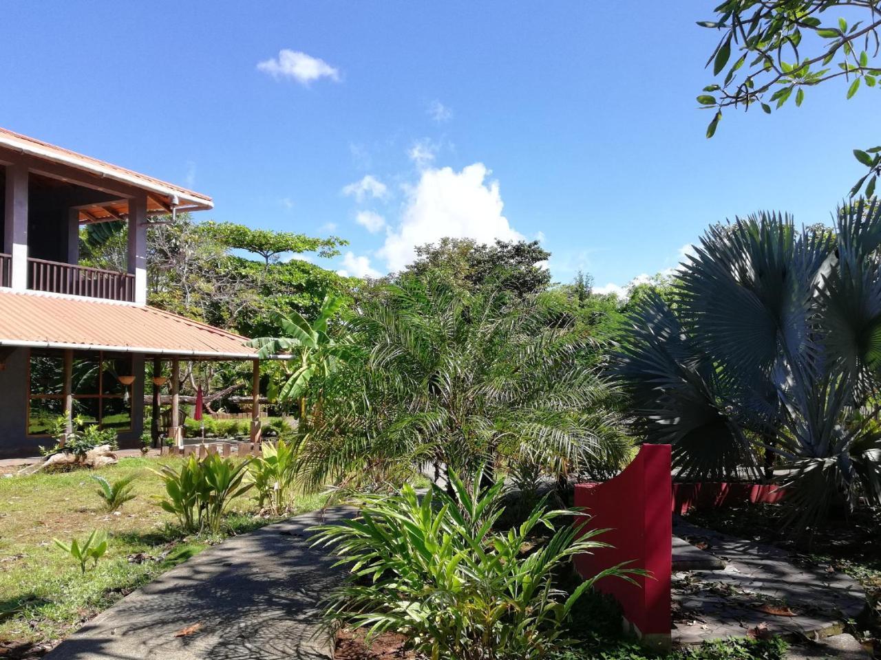 Punta Duarte Garden Inn Los Duarte Kültér fotó