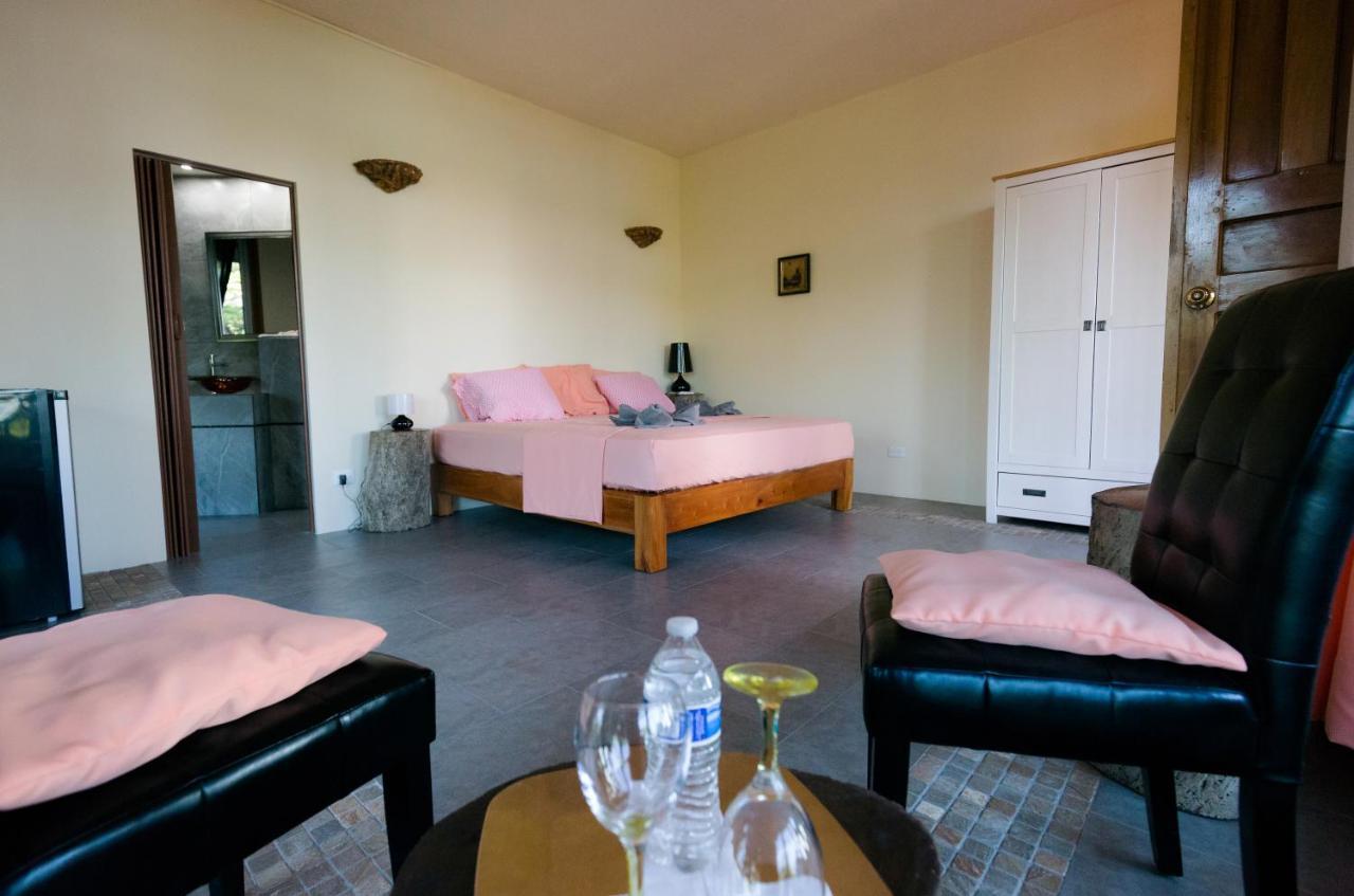 Punta Duarte Garden Inn Los Duarte Kültér fotó