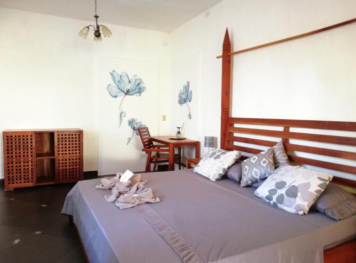 Punta Duarte Garden Inn Los Duarte Kültér fotó